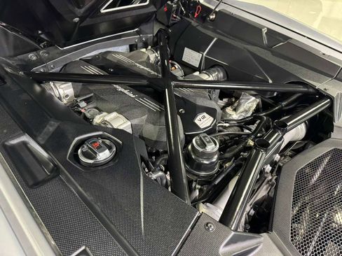 Used 2018 Lamborghini Aventador S image 51