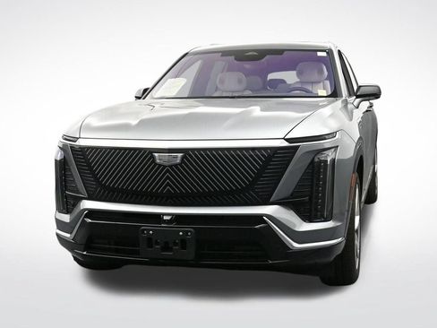 Used 2026 Cadillac Vistiq Luxury AWD/4WD image 8