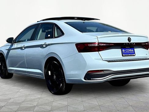 New 2026 Volkswagen Jetta SE FWD image 4