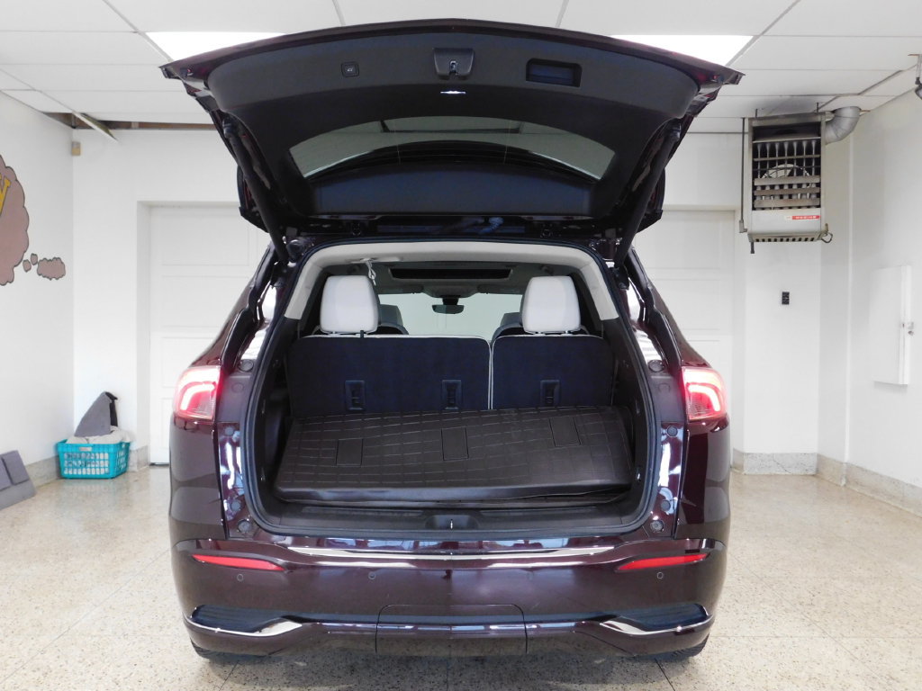 Used 2024 Buick Enclave Avenir AWD/4WD image 62