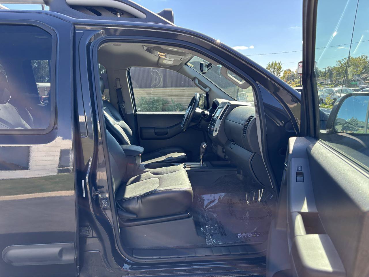Used 2014 Nissan Xterra PRO-4X w/ Pro-4x Leather Package AWD/4WD image 37