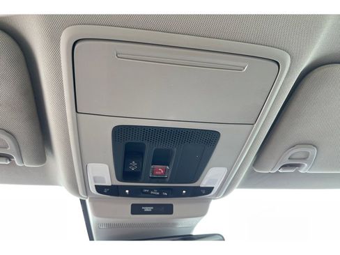 Certified 2025 Honda Accord EX-L image 23