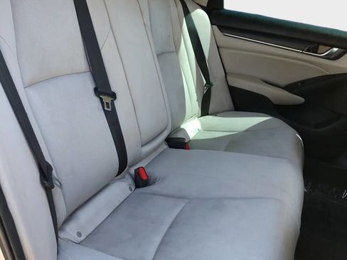 Used 2018 Honda Accord LX image 13