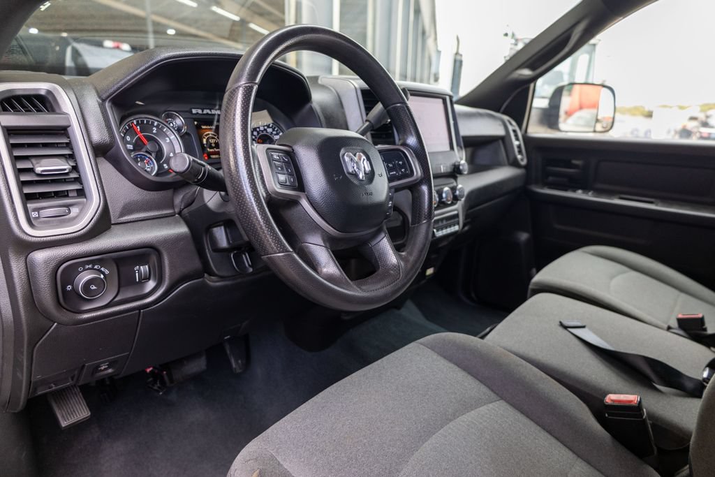 Used 2022 RAM 3500 Tradesman AWD/4WD image 9