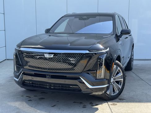 New 2026 Cadillac Vistiq Luxury image 1