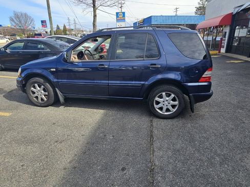 Used 2001 Mercedes-Benz ML 430 4MATIC image 5
