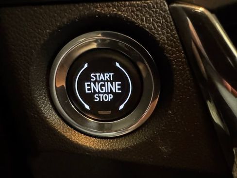 Used 2025 Buick Encore GX Preferred FWD image 12