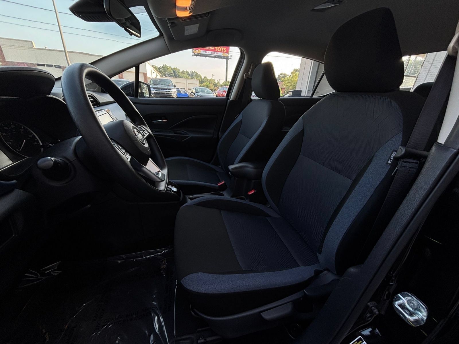 Used 2025 Nissan Versa SV FWD image 25