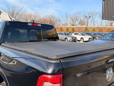 Used 2019 RAM 1500 Limited image 10