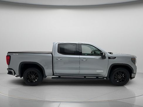 Used 2024 GMC Sierra 1500 Elevation w/ Elevation Premium Package AWD/4WD image 4