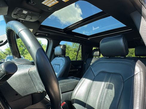 Used 2020 Ford Expedition Limited w/ Special Edition Package AWD/4WD image 13