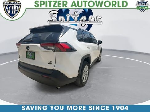 Used 2025 Toyota RAV4 LE AWD/4WD image 9