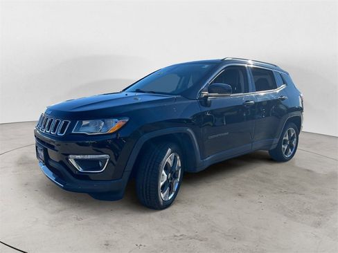 Used 2018 Jeep Compass Limited image 6
