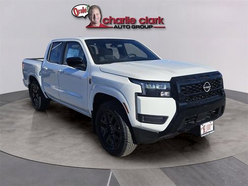 New 2026 Nissan Frontier SV w/ Tow Package image 8