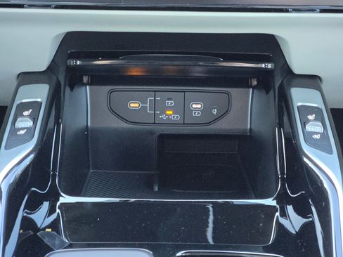 New 2026 Kia Sorento SX Prestige AWD/4WD image 13
