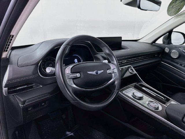 Used 2024 Genesis GV80 2.5T w/ Advanced Package AWD/4WD image 3