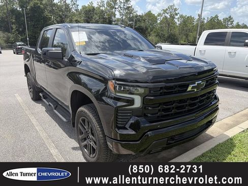 Used 2026 Chevrolet Silverado 1500 LT Trail Boss w/ Dark Appearance Package AWD/4WD image 1