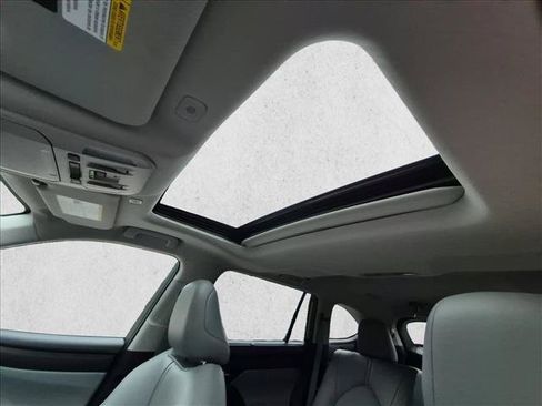 Certified 2026 Toyota Highlander XLE AWD/4WD image 15