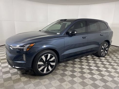 Used 2025 Volvo EX90 Ultra AWD/4WD image 6
