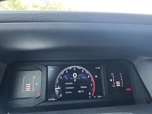 Used 2025 Toyota Tacoma SR5 AWD/4WD image 16