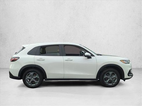 Certified 2026 Honda HR-V LX image 4