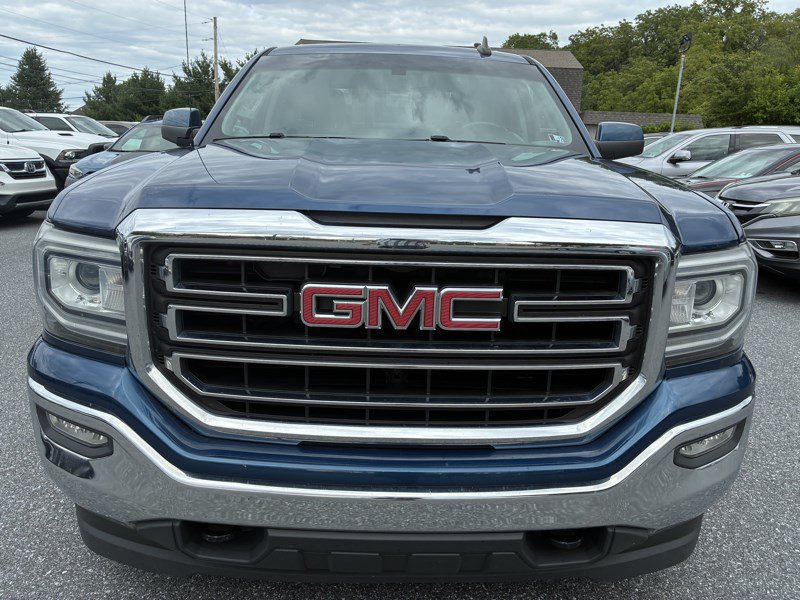 Used 2018 GMC Sierra 1500 SLE w/ SLE Value Package AWD/4WD image 2