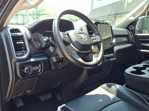 Used 2024 RAM 2500 Laramie AWD/4WD image 12