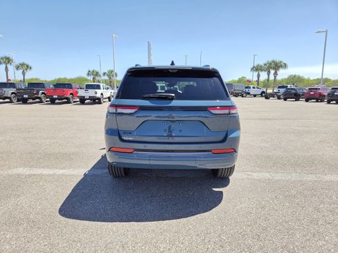New 2026 Jeep Grand Cherokee Limited AWD/4WD image 6