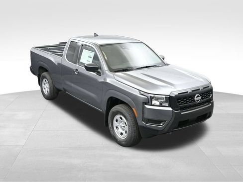 Used 2025 Nissan Frontier S AWD/4WD image 31
