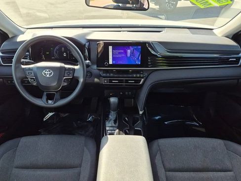 Used 2025 Toyota Camry LE FWD image 15
