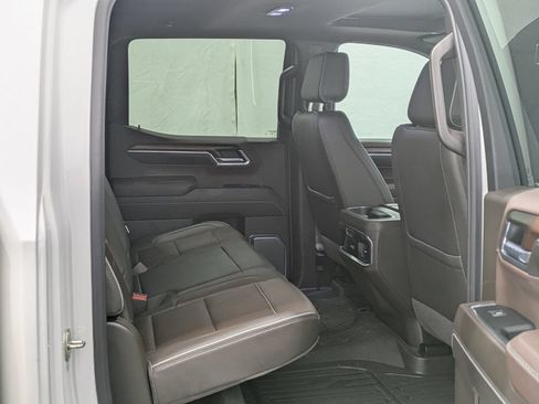 Used 2024 GMC Sierra 1500 Denali AWD/4WD image 38