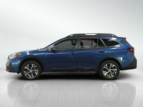 Used 2022 Subaru Outback Limited image 2