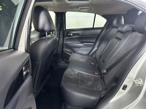 Used 2023 Mitsubishi Eclipse Cross SE image 25