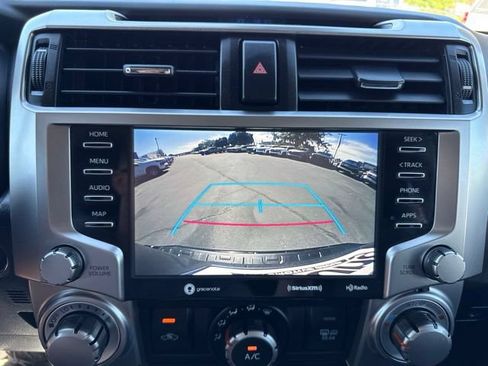 Used 2022 Toyota 4Runner SR5 Premium w/ Moonroof Package AWD/4WD image 25