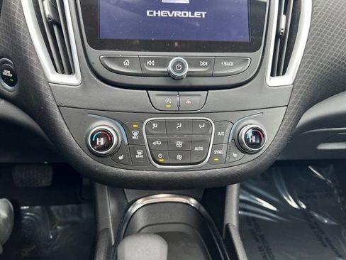 Used 2024 Chevrolet Malibu LT FWD image 15
