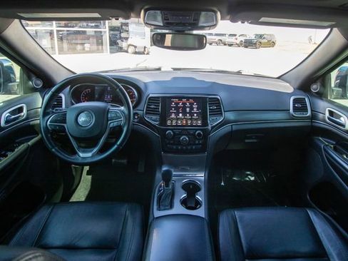 Used 2022 Jeep Grand Cherokee Limited image 18