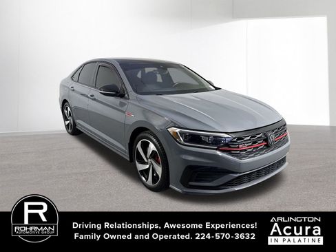 Used 2021 Volkswagen Jetta GLI image 3
