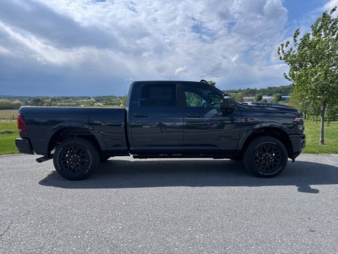 New 2026 RAM 3500 Limited AWD/4WD image 14