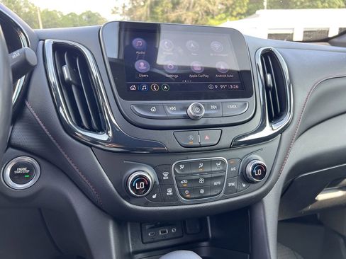 Used 2022 Chevrolet Equinox RS w/ RS Leather Package image 32