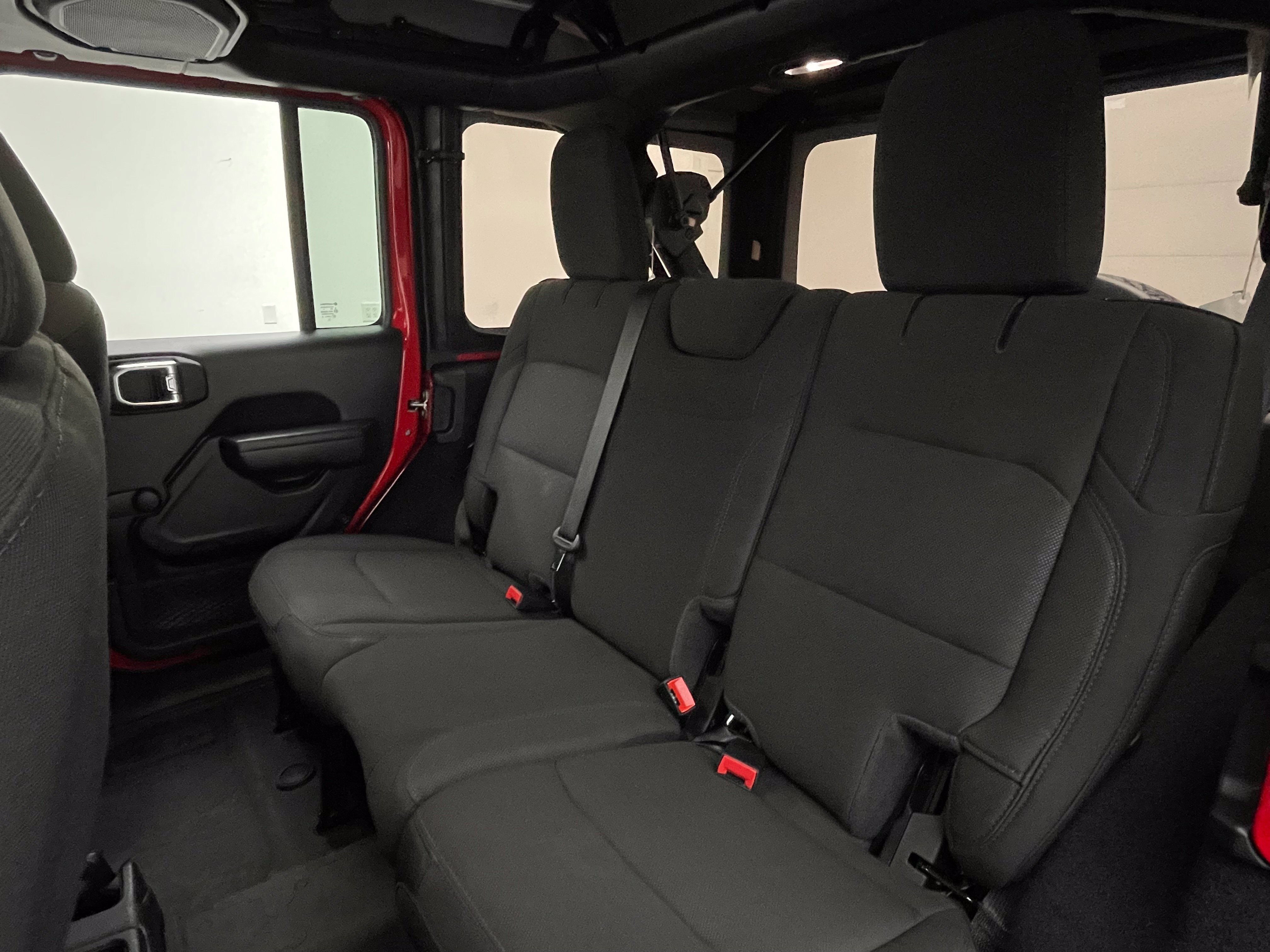 Used 2022 Jeep Wrangler Unlimited Sport AWD/4WD image 39