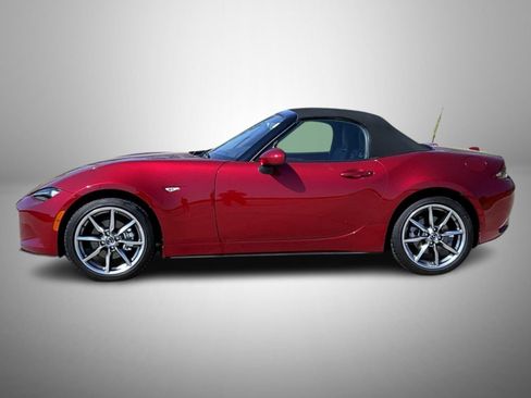 Certified 2022 MAZDA MX-5 Miata Grand Touring RWD image 8
