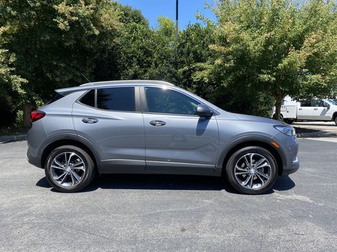 Used 2022 Buick Encore GX Select FWD image 10
