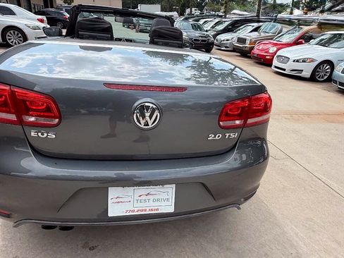 Used 2012 Volkswagen Eos Komfort FWD image 21