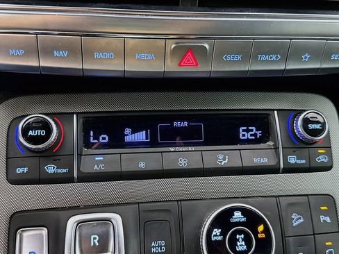 Used 2022 Hyundai Palisade Calligraphy w/ Cargo Package AWD/4WD image 16