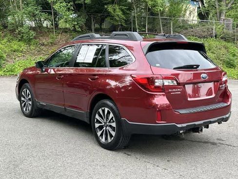 Used 2016 Subaru Outback 3.6R Limited AWD/4WD image 30