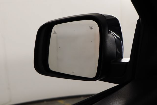 Used 2022 Dodge Durango SXT AWD/4WD image 40