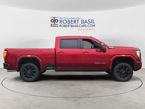 Used 2025 GMC Sierra 2500 AT4 w/ AT4 Premium Plus Package image 6