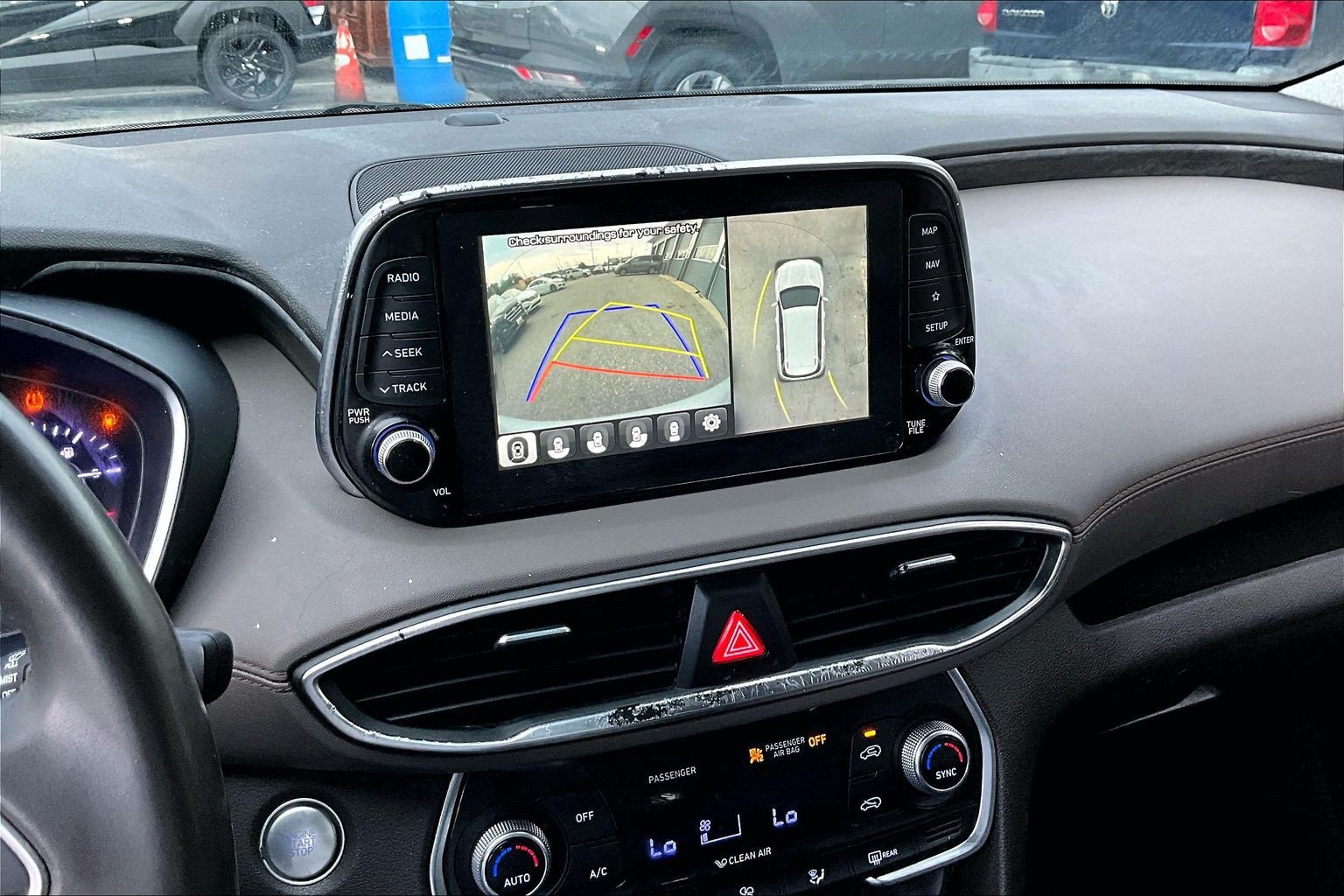 Used 2020 Hyundai Santa Fe Limited FWD image 13