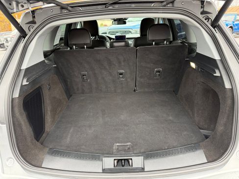 Used 2022 Lincoln Corsair Standard w/ Premium Package image 13