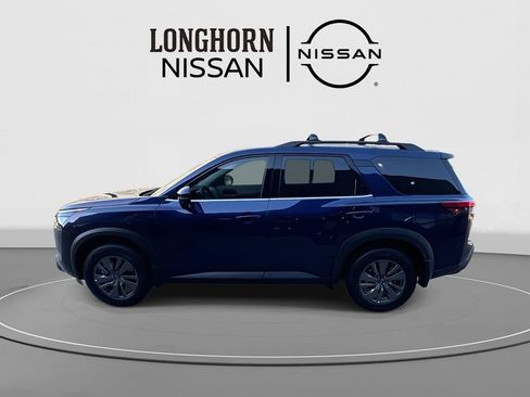 New 2025 Nissan Pathfinder SV image 6